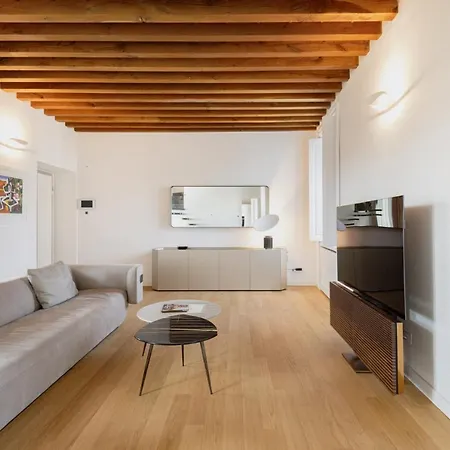 Easylife - Prestigiosa Dimora Due Passi Dal Duomo Apartment Milan Exterior photo